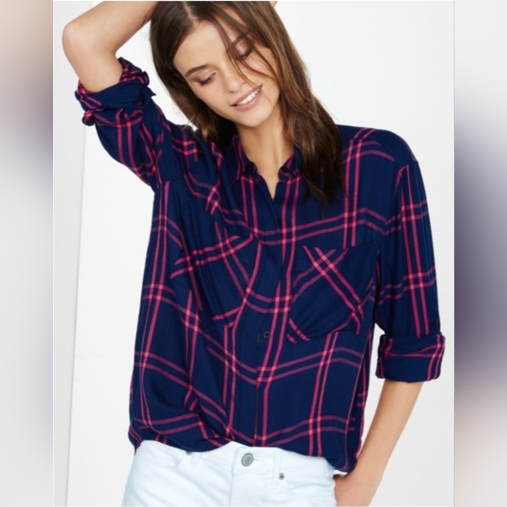 Express Women's Navy and Red Plaid Button Down Shirt
